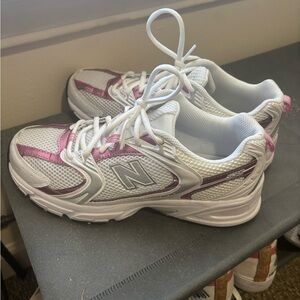 New Balance White and Pink Sneakers